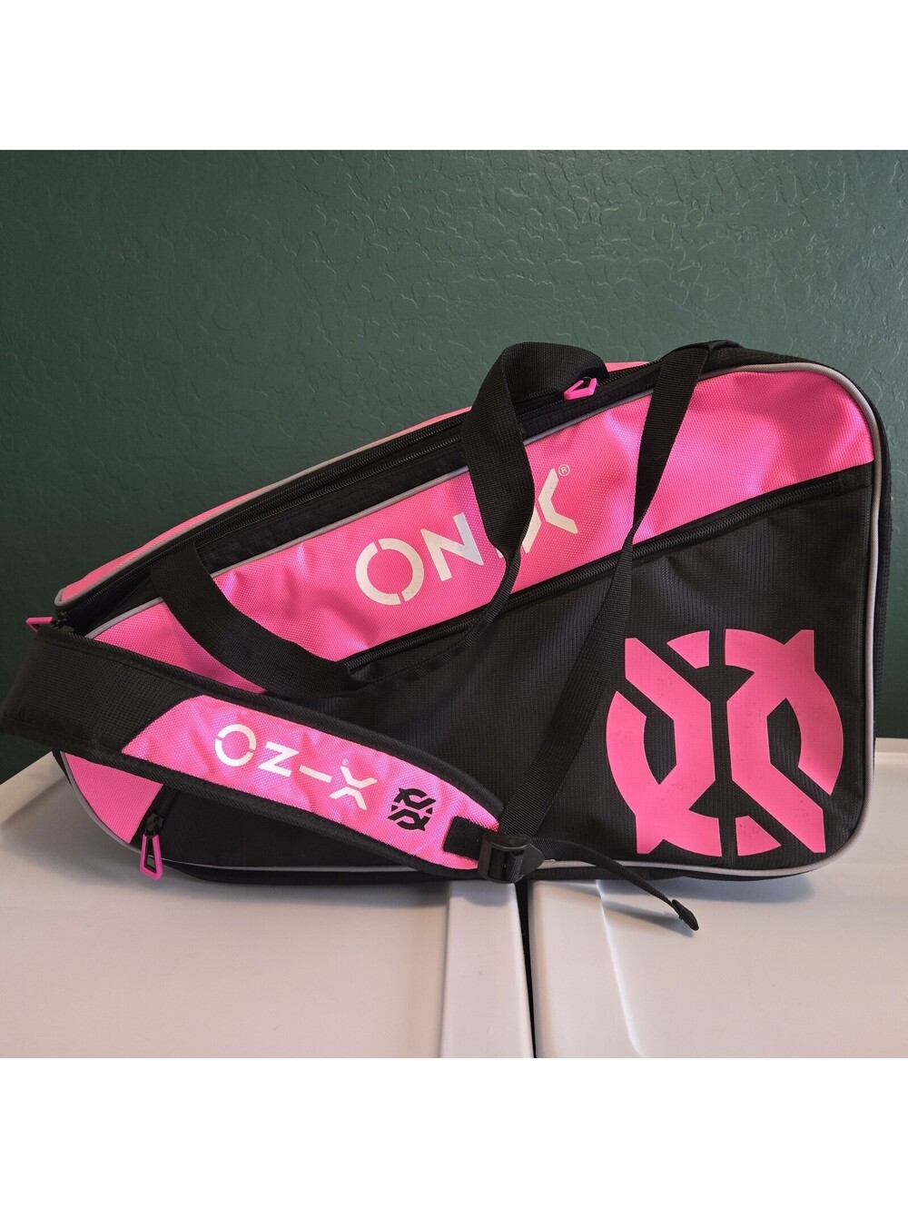 ONIX Sports Pickleball Pro Team Paddle Bag Large Tournament Carry Bag NWOT